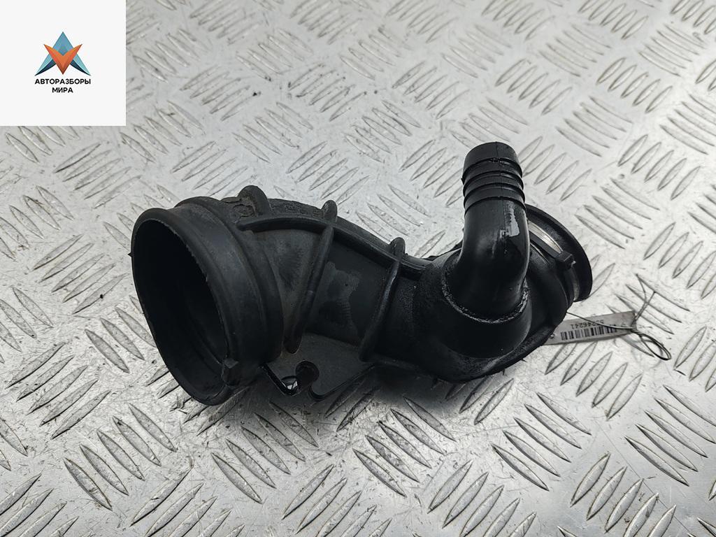 патрубок воздушного фильтра Opel Zafira 1 поколение (A) 1999, 2.0 л., дизель, 90530768 - фото №1