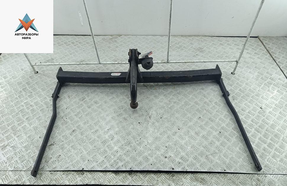 прицепное устройство (фаркоп) Renault Megane 2 поколение 2005, 1.6 л., бензин, МКПП, серый, универсал - фото №1