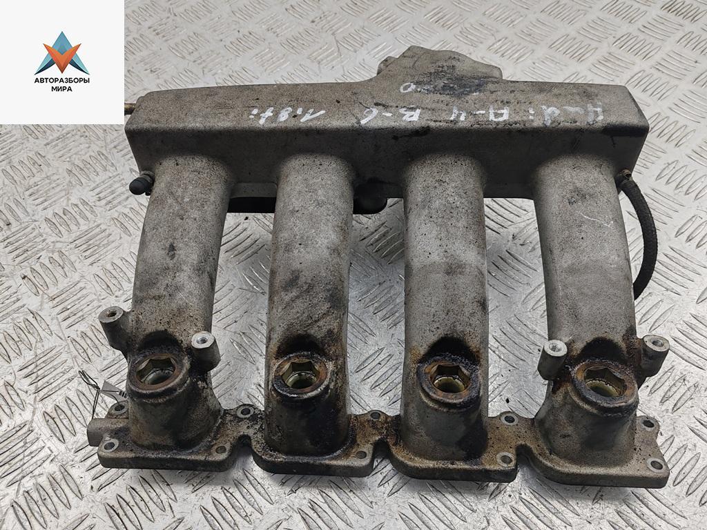 коллектор впускной Audi A4 B6 2001, 1.8 л., Ti, бензин, седан, 06B133223P - фото №1