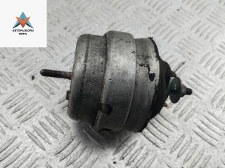 подушка крепления двигателя Audi A4 B6 2001, 1.8 л., Ti, бензин, МКПП, чёрный, седан, 8E0199379