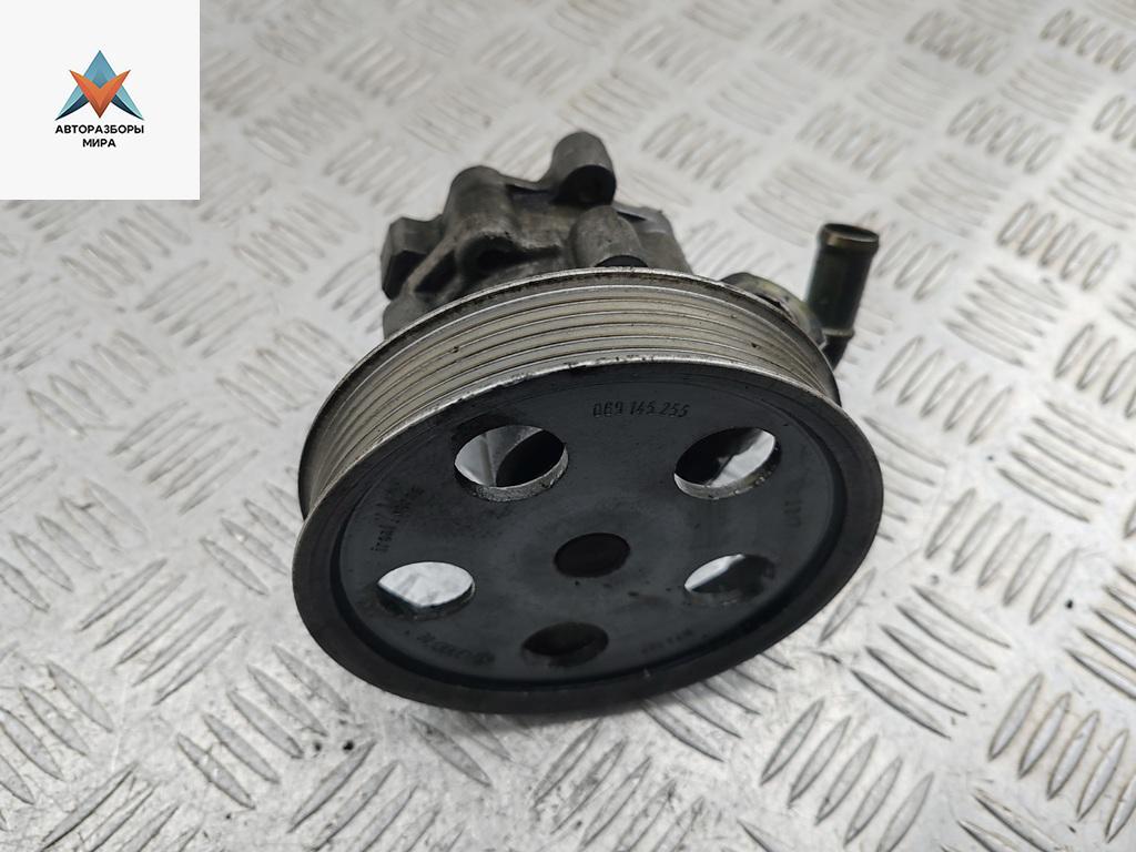 Насос гидроусилителя руля Audi A4 B6 2001, 1.8 л., Ti, бензин, МКПП, чёрный, седан, 06B145255 - фото №1