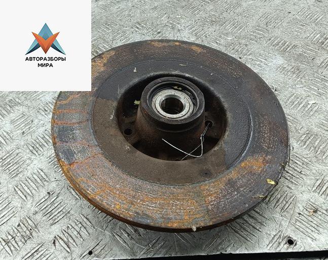 ступица задняя левая Renault Megane 2 поколение 2005, 1.6 л., бензин, МКПП, серый, универсал - фото №1