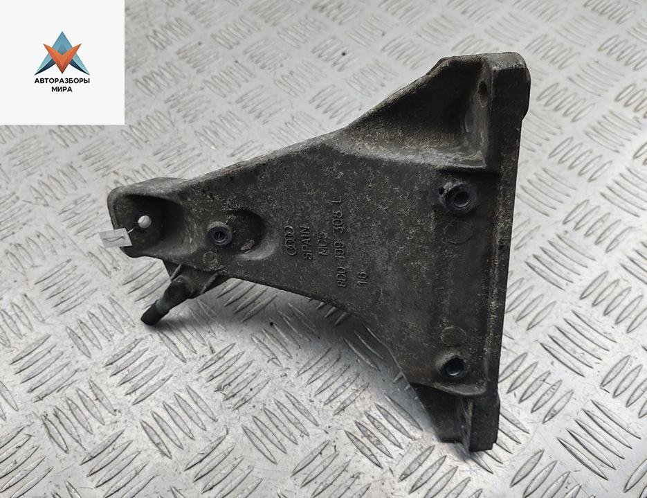 кронштейн двигателя Volkswagen Passat B5 1999, 1.8 л., бензин, МКПП, серый, универсал, 8D0199308L - фото №1