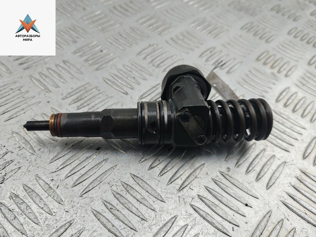 форсунка Skoda Octavia mk1 (A4 1U) 2006, 1.9 л., дизель, МКПП, серый, универсал, 038130073AG - фото №1