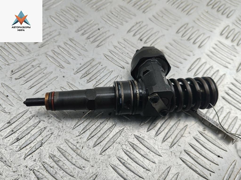 форсунка Skoda Octavia mk1 (A4 1U) 2006, 1.9 л., дизель, МКПП, серый, универсал, 038130073AG - фото №1