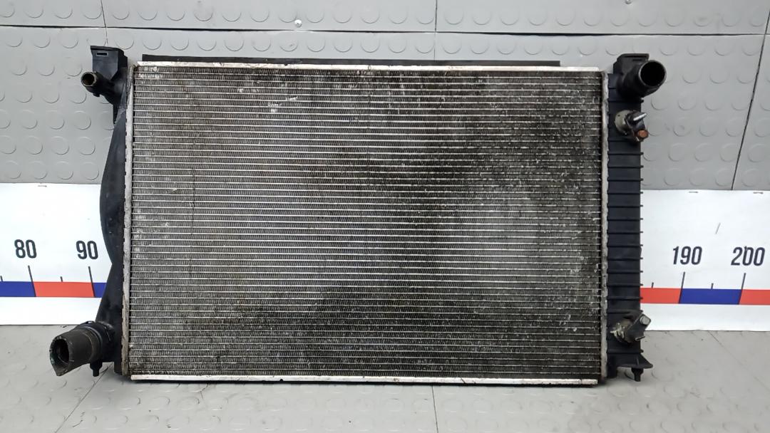 радиатор охлаждения Audi A6 4F/C6 2007, 2.7 л., дизель, АКПП, универсал - фото №1