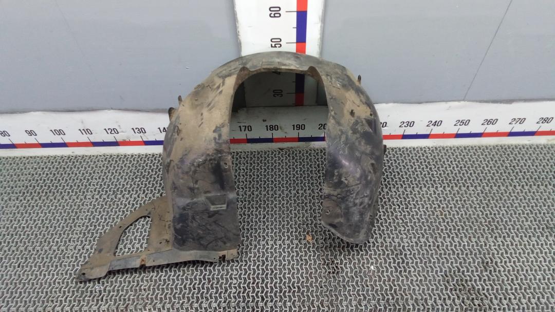 Подкрылок передний правый Peugeot 208 1 поколение 2012, 1.6 л., дизель, МКПП, хетчбэк 5 дв. - фото №1