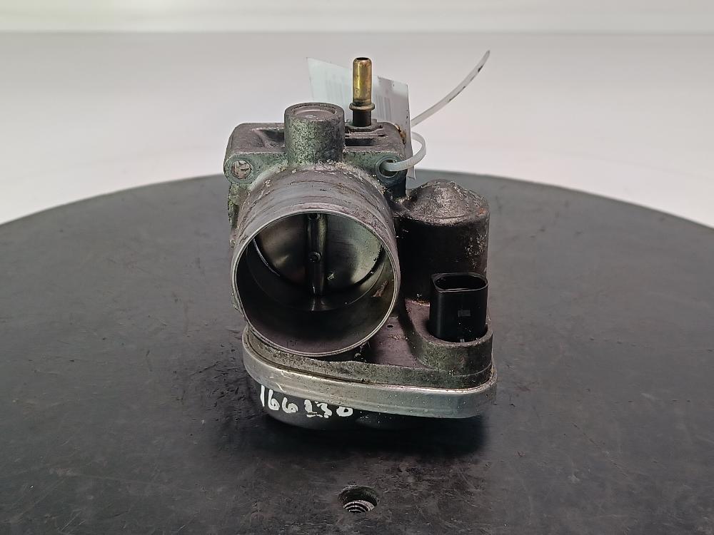 заслонка дроссельная Renault Megane 1 поколение 1995, цвет, 8200190230 - фото №1