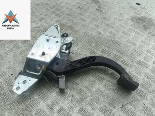 педаль сцепления Opel Astra H/Family [рестайлинг] 2008, 1.7 л., дизель, МКПП, серый, универсал, 9010883