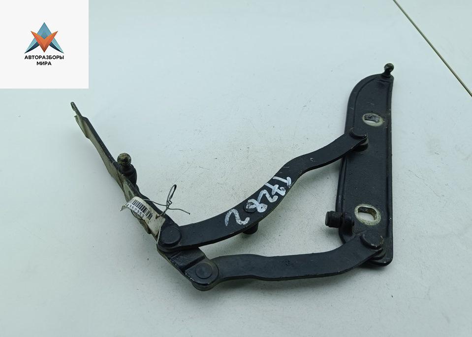 петля крышки багажника BMW 3 серия E46 2000, чёрный, купе, 8220074 - фото №1