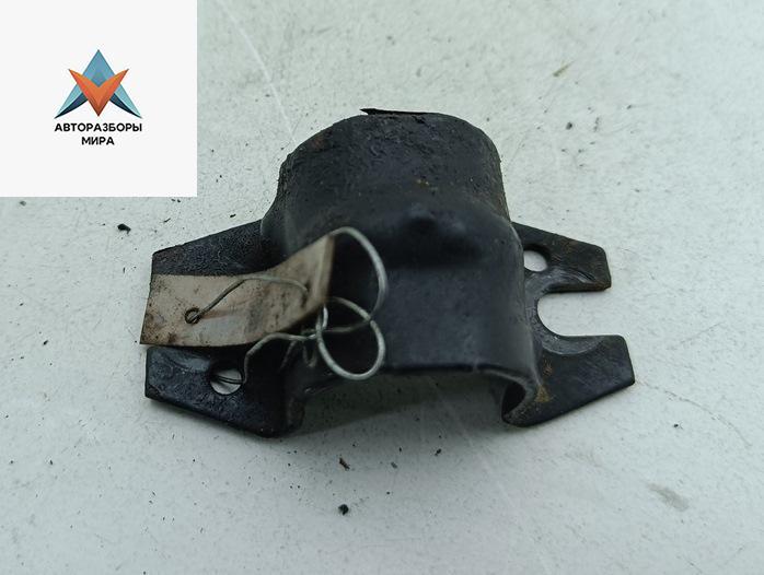 крепление стабилизатора / втулки стабилизатора Opel Vectra B 1998, 1.8 л., бензин, МКПП, серый, универсал - фото №1