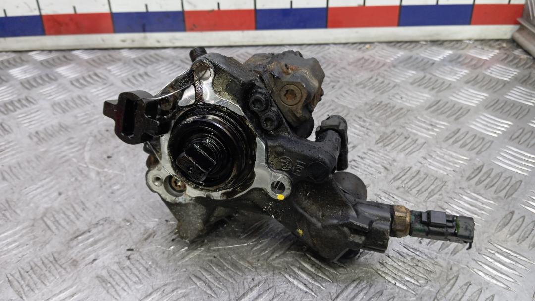 ТНВД Peugeot 407 1 поколение 2007, 2.0 л., HDi, дизель, МКПП, седан, 9424A000A, 9686391680 - фото №1