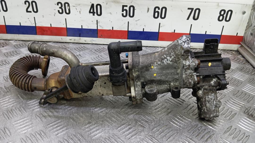 клапан EGR Peugeot 4007 1 поколение 2010, 2.2 л., дизель, МКПП, внедорожник 5 дв., 9656911780 - фото №1