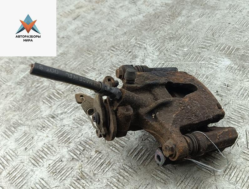 суппорт задний правый Ford Mondeo 3 поколение 2001, 1.8 л., бензин, МКПП, синий, универсал, Y01135 - фото №1