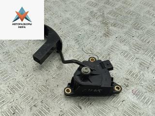 педаль Renault Koleos 1 поколение 2008, 2.5 л., бензин, МКПП, серый, внедорожник 5 дв., 18002JY40A