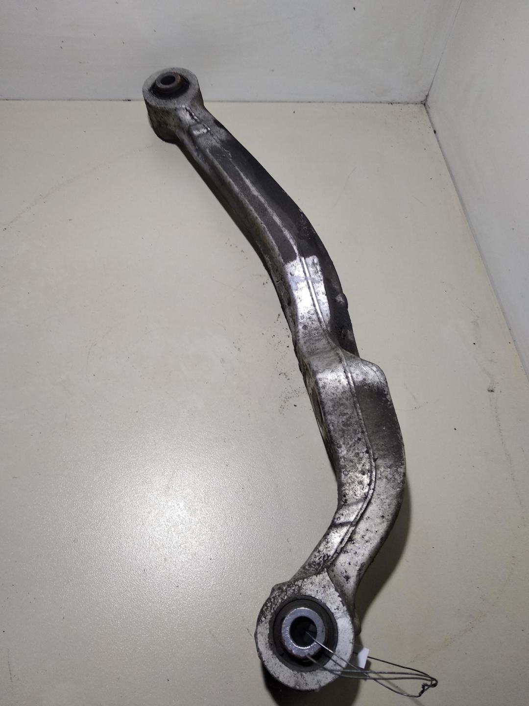 рычаг задний левый Nissan Qashqai 1 поколение 2007, 2.0 л., бензин, АКПП, синий, внедорожник 5 дв. - фото №1