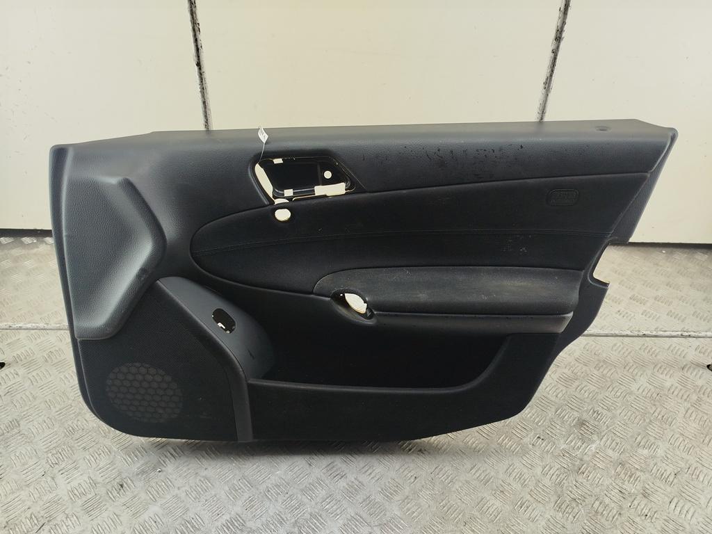 обшивка двери передняя правая Mercedes-Benz C W203 2004, 2.2 л., дизель, МКПП, синий, универсал, A3187010001