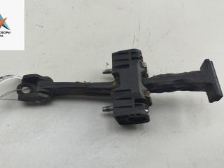 ограничитель открывания двери Opel Astra H/Family [рестайлинг] 2006, универсал, 13107175