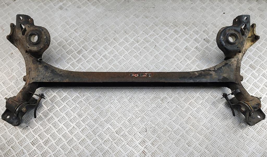 подрамник передний Peugeot 307 2006, 2.0 л., дизель, МКПП, серый, хетчбэк 3 дв.