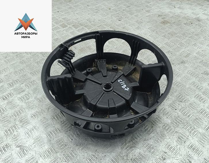 крепление запаски Mercedes-Benz C-Класс W204/S204 2010, 1.8 л., бензин, МКПП, серый, универсал, 2048980007 - фото №1