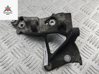 кронштейн генератора Ford Focus 2 поколение [рестайлинг] 2009, 1.6 л., дизель, МКПП, чёрный, универсал, 9653249480