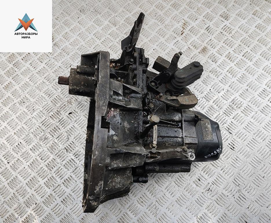 МКПП Renault Laguna 2 поколение 2001, 2.0 л., бензин, МКПП, красный, хетчбэк 5 дв., JR500009 - фото №1