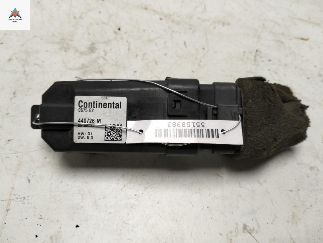 блок управления стеклоподъемниками Renault Scenic 2 поколение 2003, 2.0 л., бензин, АКПП, серый, минивэн, 440726 - фото №1