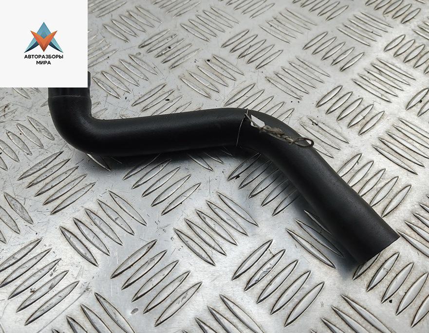 патрубок вентиляции картера Skoda Felicia 1 поколение 1996, 1.3 л., бензин, МКПП, красный, хетчбэк 5 дв. - фото №1