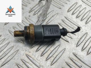 датчик температуры Volkswagen Golf 6 поколение 2011, 1.6 л., дизель, МКПП, белый, хетчбэк 5 дв., 06A919501A