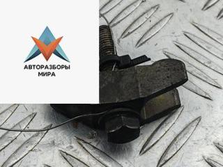 крепление форсунки Skoda Fabia 1 поколение (6Y) [рестайлинг] 2004, 1.9 л., дизель, МКПП, белый, хетчбэк 5 дв.