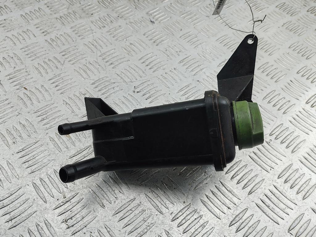 Бачок гидроусилителя Volkswagen Passat B5+ (GP) 2002, 1.9 л., дизель, 3B0422371