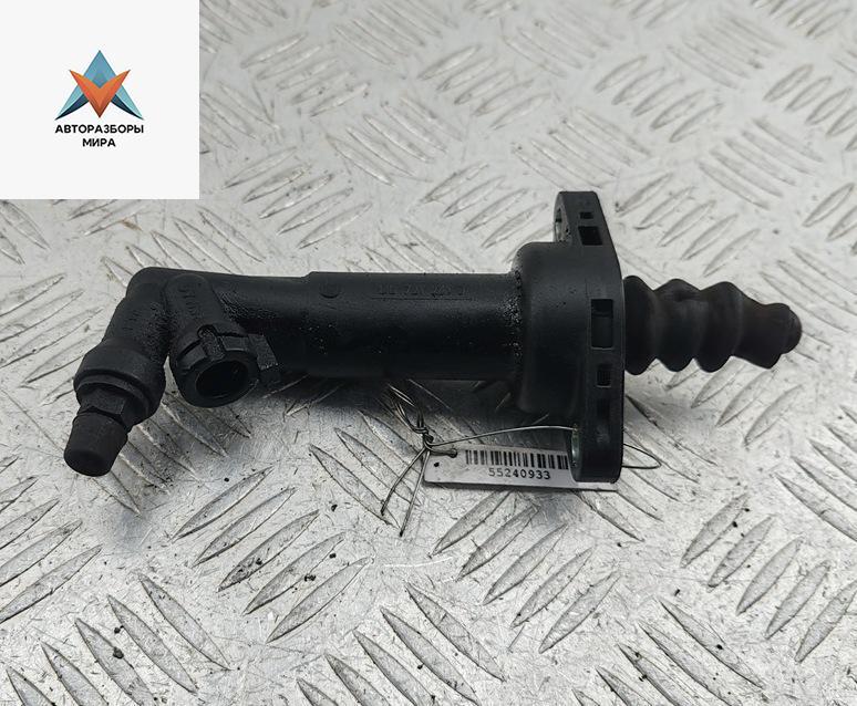 цилиндр сцепления рабочий Skoda Octavia mk1 (A4 1U) 2006, 1.9 л., дизель, МКПП, серый, универсал - фото №1