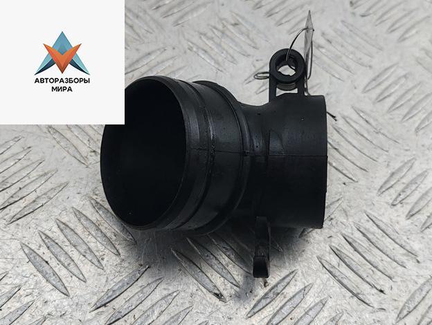 патрубок турбины Volkswagen Passat B6 2007, 2.0 л., дизель, 3C0129635 - фото №1