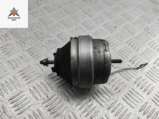 подушка крепления двигателя Volkswagen Passat B5 1999, 1.8 л., бензин, МКПП, серый, универсал, 8D0199379Q