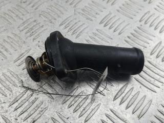 корпус термостата Skoda Roomster 1 поколение 2008, 1.9 л., дизель, МКПП, синий, фургон, 045121121A