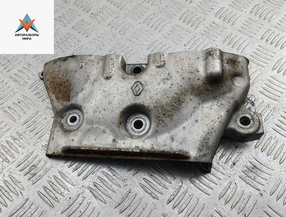 защита (кожух) ремня ГРМ Renault Laguna 2 поколение 2001, 2.0 л., бензин, МКПП, красный, хетчбэк 5 дв., 8200018881 - фото №1