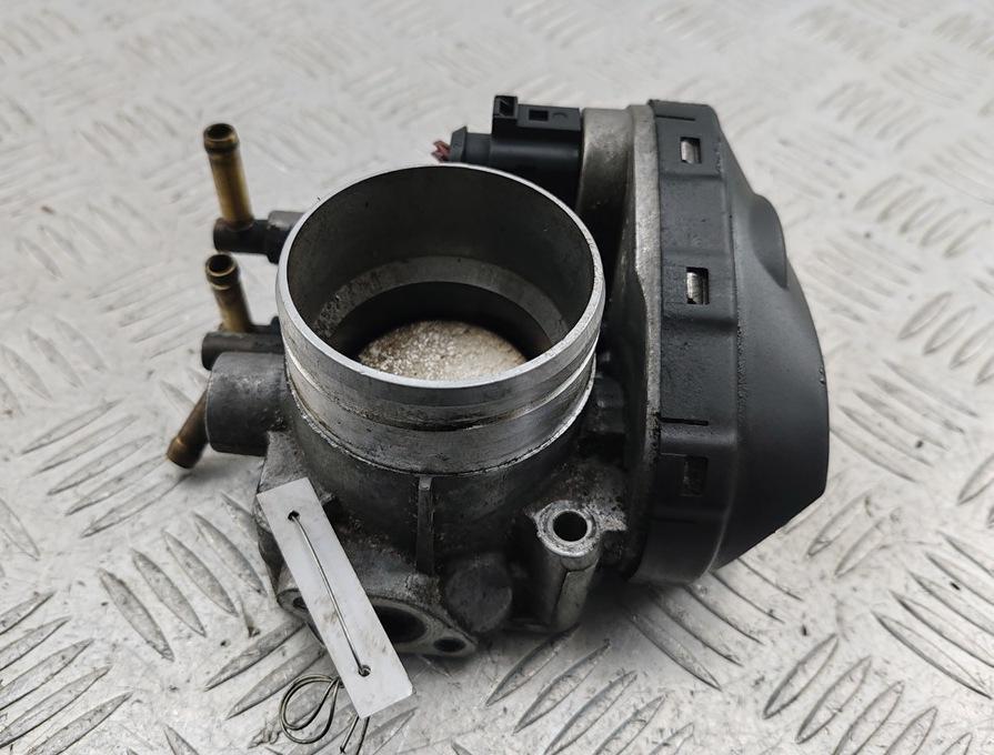 заслонка дроссельная Volkswagen Bora 2000, 1.6 л., бензин, АКПП, серый, седан, 06A133062A