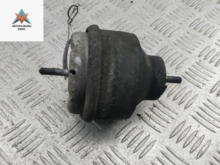 подушка крепления двигателя Volkswagen Passat B5 1999, 1.8 л., бензин, МКПП, серый, универсал, 8D0199379S