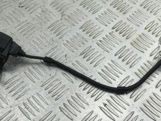 датчик распредвала Volkswagen Passat B7 2013, 2.0 л., дизель, МКПП, чёрный, универсал, 03L957147A