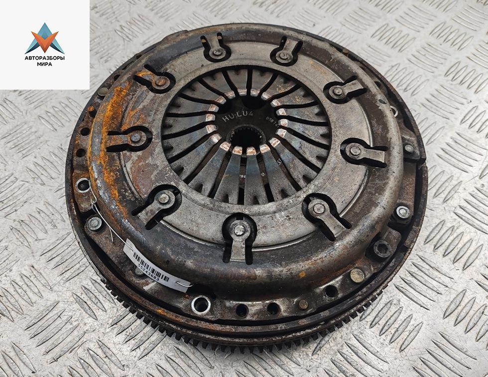 маховик Volkswagen Passat B5 1999, 1.8 л., бензин, МКПП, серый, универсал - фото №1