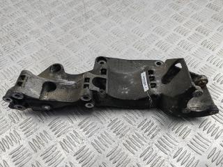 кронштейн генератора Volkswagen Caddy 2005, 2.0 л., дизель, МКПП, белый, фургон, 045903143F