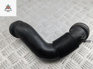 патрубок воздушного фильтра Volkswagen Caddy 3 поколение 2005, 2.0 л., дизель, 1K0129684A