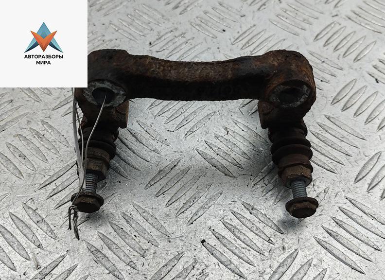 скоба суппорта Skoda Octavia mk1 (A4 1U) 2006, 1.9 л., дизель, МКПП, серый, универсал - фото №1