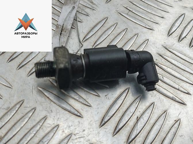 датчик давления масла Volkswagen Passat B6 2007, 2.0 л., дизель, МКПП, коричневый, универсал - фото №1