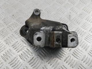 кронштейн КПП Volkswagen Caddy 2005, 2.0 л., дизель, МКПП, белый, фургон, 1K0199117AJ