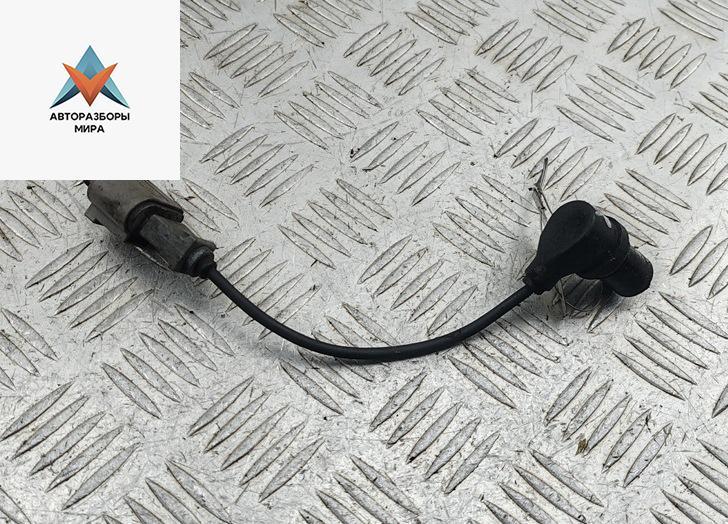 датчик коленвала Skoda Octavia mk1 (A4 1U) 2004, 2.0 л., бензин, МКПП, синий, универсал, 06A906433G - фото №1