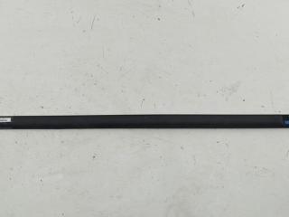 молдинг двери передней правой Opel Astra F [рестайлинг] 1997, 1.6 л., бензин, МКПП, серый, хетчбэк 5 дв., 90518532