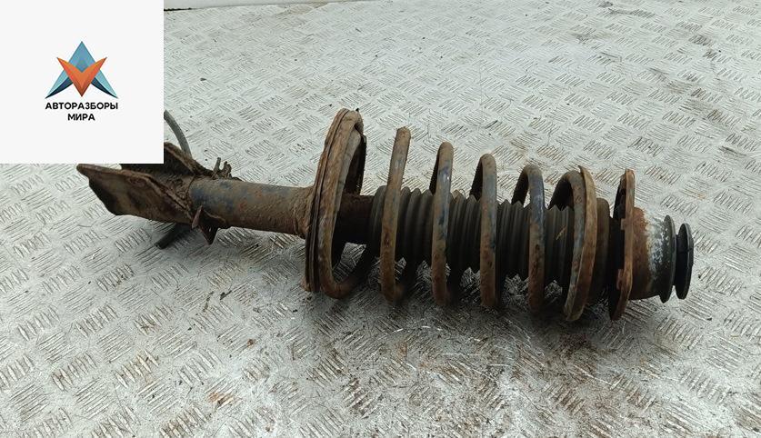 стойка передняя Fiat Doblo 1 поколение 2002, 1.6 л., бензин, МКПП, красный, фургон - фото №1