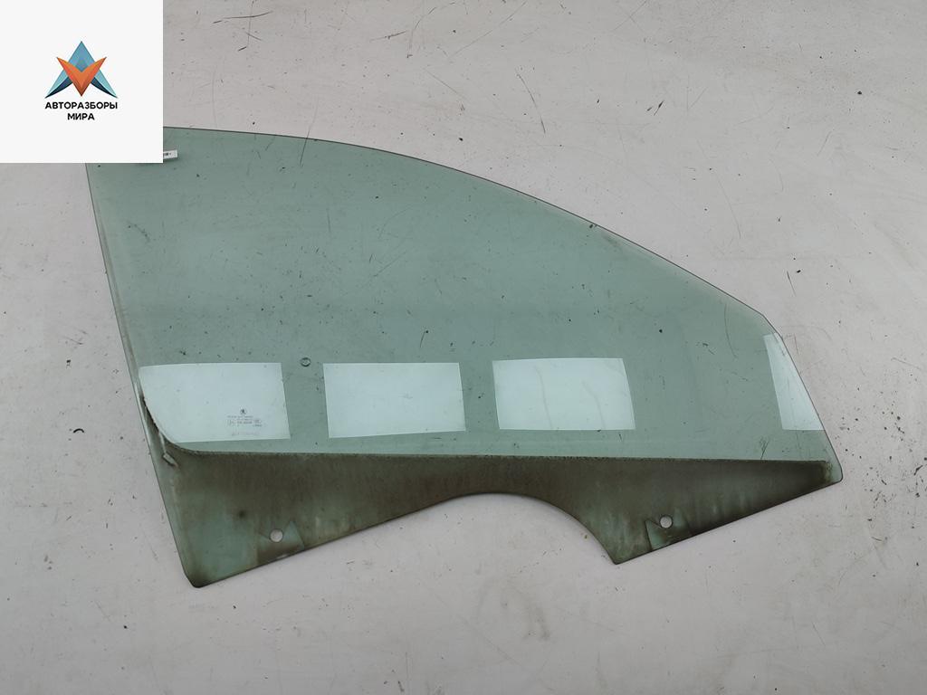 стекло двери передней правой Skoda Octavia mk2 (A5 1Z) 2007, 1.6 л., бензин, МКПП, чёрный, универсал, 43R-00048 - фото №1