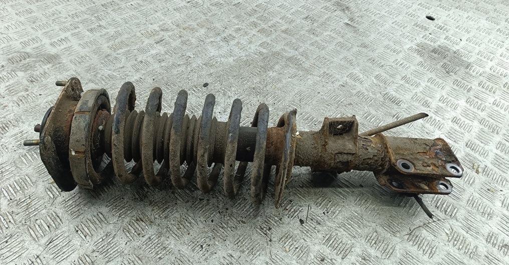 стойка передняя Volvo 850 1996, 2.5 л., дизель, МКПП, серый, универсал